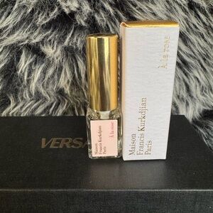 Maison Francis Kurkdjian À la rose with Gold and Pink Accents